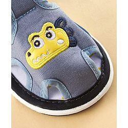 Cute Walk by Babyhug Sandals with Velcro Closure & Croco Patch - Navy Blue