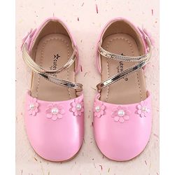 Cute Walk by Babyhug Velcro Closure Ballerina with Floral Applique - Pink