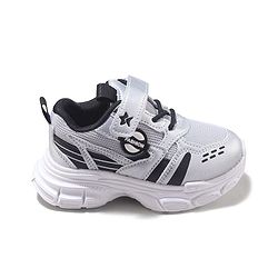 Cute Walk by Babyhug Velcro Closure Sneakers with Fashion Applique - Silver