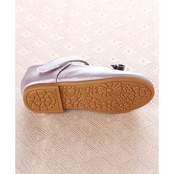 Cute Walk by Babyhug Ballerina With Velcro Closure and Bow Applique - Purple