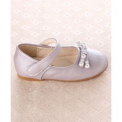 Cute Walk by Babyhug Ballerina With Velcro Closure and Bow Applique - Purple