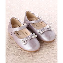 Cute Walk by Babyhug Ballerina With Velcro Closure and Bow Applique - Purple