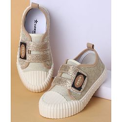 Cute Walk by Babyhug Casual Shoes with Velcro Closure & Glitter Print - Golden