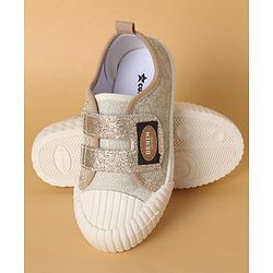 Cute Walk by Babyhug Casual Shoes with Velcro Closure & Glitter Print - Golden