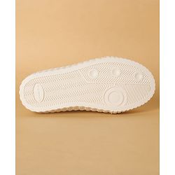 Cute Walk by Babyhug Casual Shoes with Velcro Closure & Glitter Print - Golden