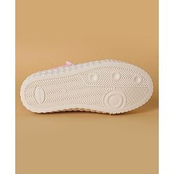 Cute Walk by Babyhug Casual Shoes with Velcro Closure Floral Applique - Blue