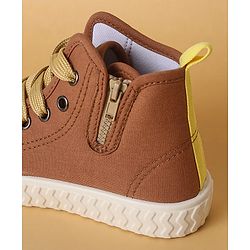 Cute Walk by Babyhug Casual Shoes with Lace up Closure - Brown