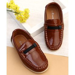Cute Walk by Babyhug Slip On Loafers With Applique - Brown