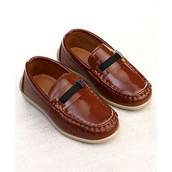 Cute Walk by Babyhug Slip On Loafers With Applique - Brown