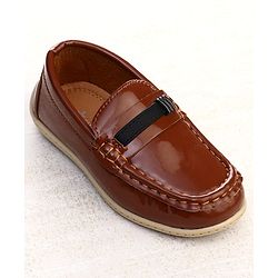 Cute Walk by Babyhug Slip On Loafers With Applique - Brown