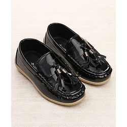 Cute Walk by Babyhug Slip On Loafers With Applique - Black