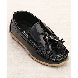 Cute Walk by Babyhug Slip On Loafers With Applique - Black