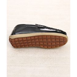 Cute Walk by Babyhug Slip On Loafers With Applique - Black