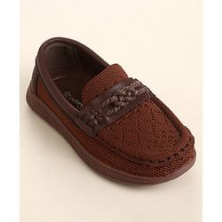 Cute Walk by Babyhug Slip On Solid Loafer - Beige
