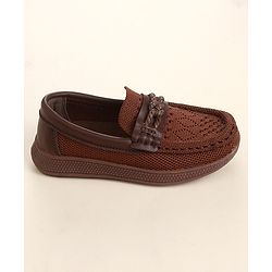 Cute Walk by Babyhug Slip On Solid Loafer - Beige