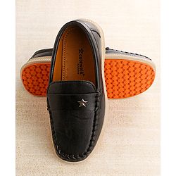 Cute Walk by Babyhug Slip On Solid Loafers - Black