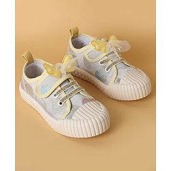 Cute Walk by Babyhug Casual Shoes with Velcro Closure Butterfly Applique- Pink