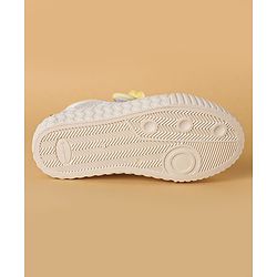 Cute Walk by Babyhug Casual Shoes with Velcro Closure Butterfly Applique- Pink
