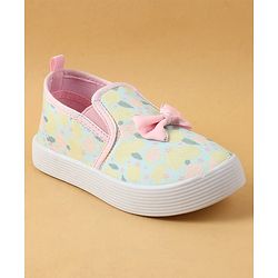Cute Walk by Babyhug Slip On Casual Shoes with Bow Applique & Lemon Print - Pink