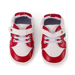 Cute Walk by Babyhug Booties with Velcro Closure - Red