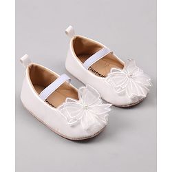 Cute Walk by Babyhug Slip On Booties with Bow Applique - Golden