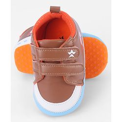 Cute Walk by Babyhug Velcro Closure Booties With Vehicle Print - Navy Blue