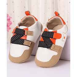 Cute Walk by Babyhug Slip On Booties with Star Print - Navy Blue