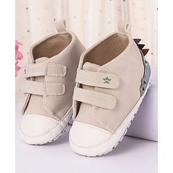 Cute Walk by Babyhug Velcro Closure Booties with Crocodile Applique - White