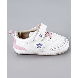 Cute Walk by Babyhug Velcro Closure Booties With Lace Detailing - Pink
