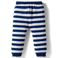 Babyhug Organic Cotton Knit Full Sleeves Pullover Sweater Set With Giraffe Embroidery & Cap - Red & Navy Blue