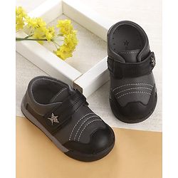 Cute Walk by Babyhug Casual Shoes with Velcro Closure - Brown & Beige