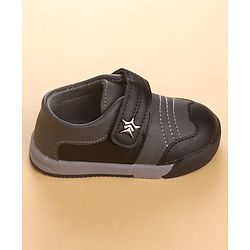 Cute Walk by Babyhug Casual Shoes with Velcro Closure - Brown & Beige
