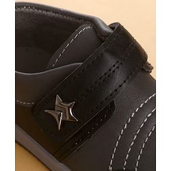 Cute Walk by Babyhug Casual Shoes with Velcro Closure - Brown & Beige