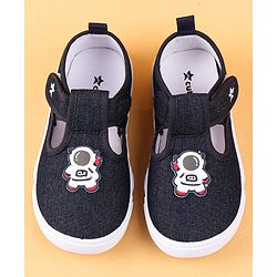 Cute Walk by Babyhug Casual Shoes with Velcro Closure & Astronaut Patch - Navy Blue
