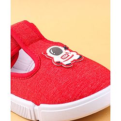Cute Walk by Babyhug Casual Shoes with Velcro Closure & Astronaut Patch - Navy Blue