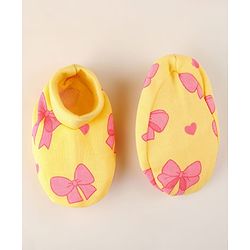 Babyhug 100% Cotton Baby Gift Set With Bow Print Pack of 7 - Yellow & Pink