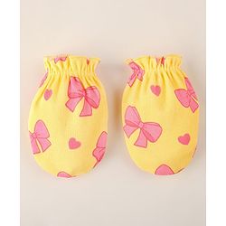 Babyhug 100% Cotton Baby Gift Set With Bow Print Pack of 7 - Yellow & Pink