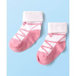 Cute Walk by Babyhug Knit Ankle Length Anti Bacterial Anti Skid Socks with Nautical Design Pack of 3 - Black Pink & White