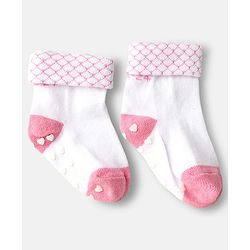 Cute Walk by Babyhug Ankle Length Anti Bacterial Anti Skid Socks with Stripes Pack of 3 - Pink & White