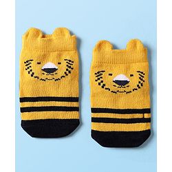 Cute Walk By Babyhug Cotton Knit Ankle Length Anti Bacterial Anti Skid Socks With Animal Print Pack Of 3 - Multi Colour