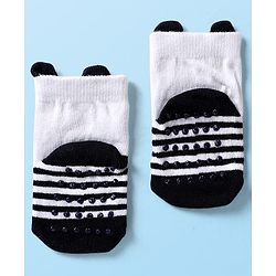 Cute Walk By Babyhug Cotton Knit Ankle Length Anti Bacterial Anti Skid Socks With Animal Print Pack Of 3 - Multi Colour