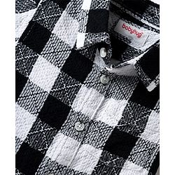 Babyhug Cotton Woven Half Sleeves Shirt With Checks - Black