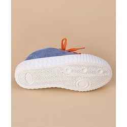 Cute Walk by Babyhug Lace Closure Solid Casual Shoes - Blue