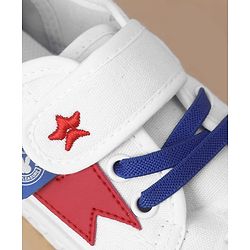 Cute Walk by Babyhug Velcro Closure Casual Shoes - White
