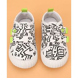 Cute Walk by Babyhug Velcro Closure Abstract Printed Casual Shoes - White & Lime Green