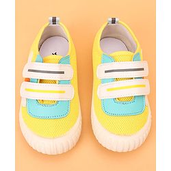 Cute Walk by Babyhug Velcro Closure Colour Block Casual Shoes - Navy Blue