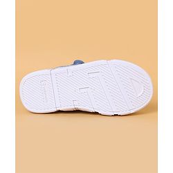 Cute Walk By Babyhug Casual Shoes with Velcro Closure Canvas & Tape Detailing - Blue