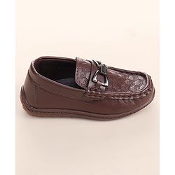 Cute Walk by Babyhug Loafer With Textured Design - Brown