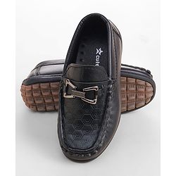 Cute Walk by Babyhug Loafer With Textured Design - Brown