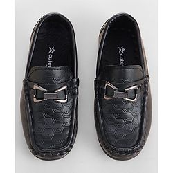 Cute Walk by Babyhug Loafer With Textured Design - Brown